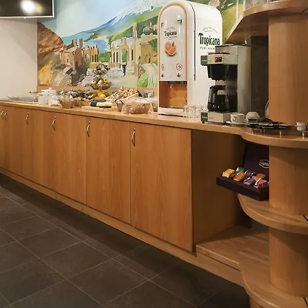 Hotel Tristar 4*