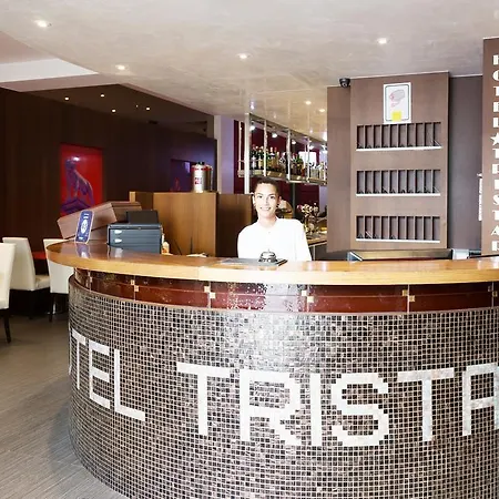 Tristar 4* 라루비에르