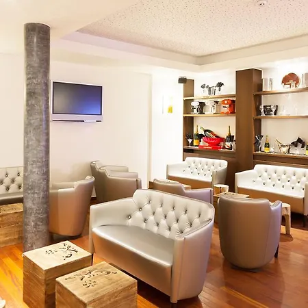 Hotel Tristar