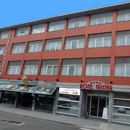 Tristar 호텔